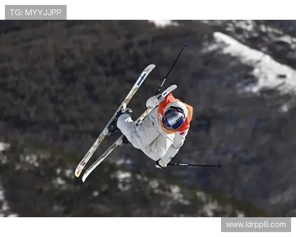 世界杯自由滑雪比赛时间（世界杯滑雪赛每年都有几站）sports